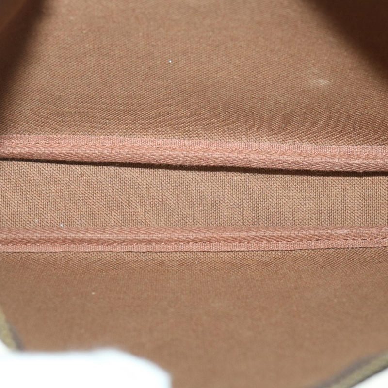 Louis Vuitton Pochette Accessoire  Canvas Clutch Bag - Barde - Image 5