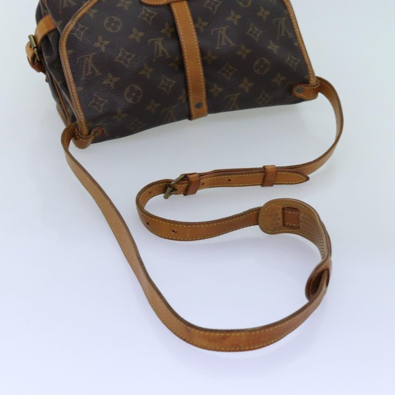 Louis Vuitton Saumur  Canvas Shoulder Bag - Barde - Image 4