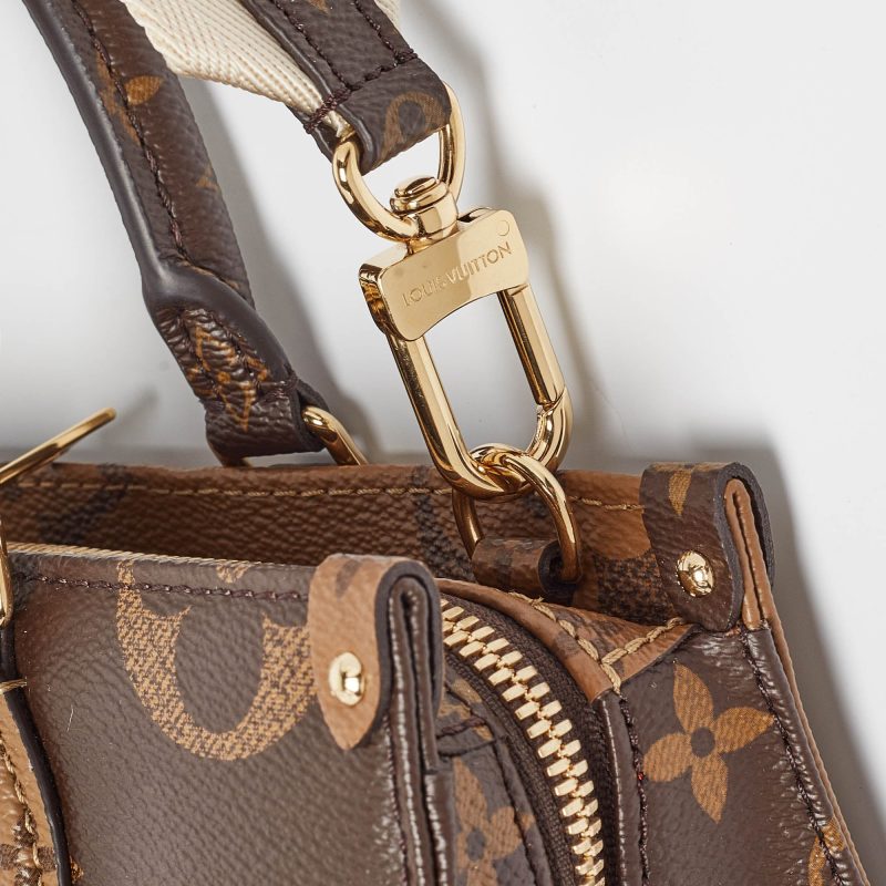 Louis Vuitton Monogram Reverse Giant Canvas Onthego East West Bag - Barde - Image 5
