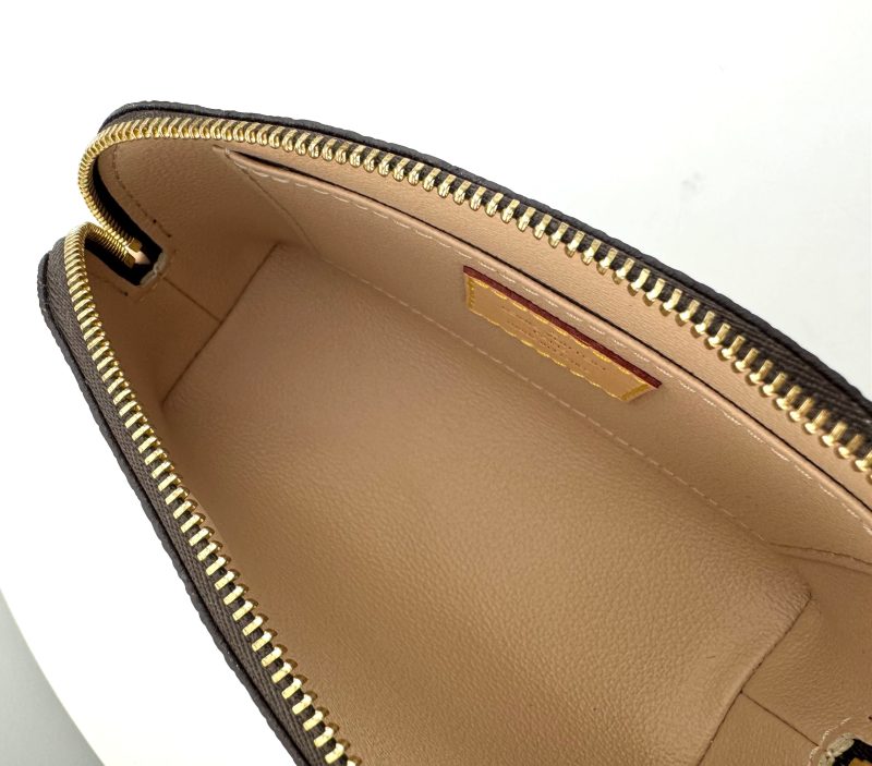 Louis Vuitton Monogram Cosmetic Pouch - Barde - Image 7