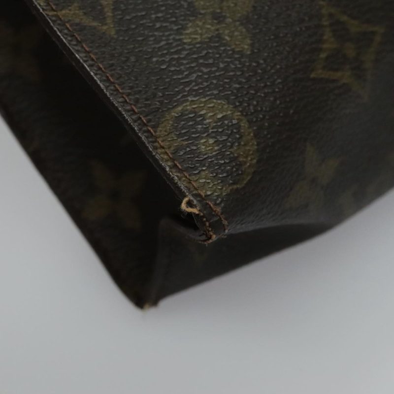 Louis Vuitton Poche Toilette  Canvas Clutch Bag - Barde - Image 5