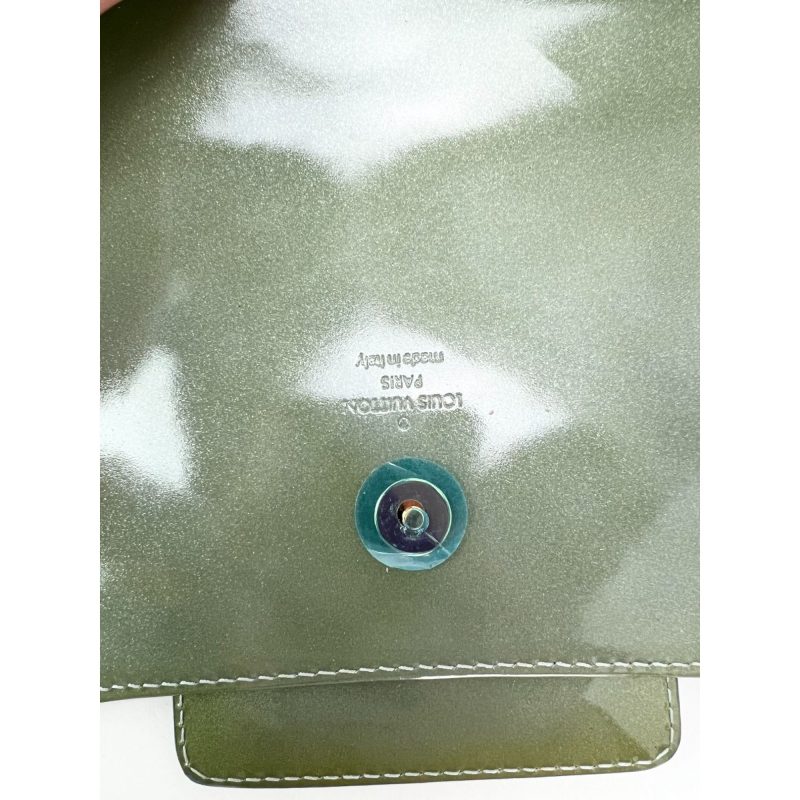 Louis Vuitton Patent Leather Sobe Green Clutch - Barde - Image 4