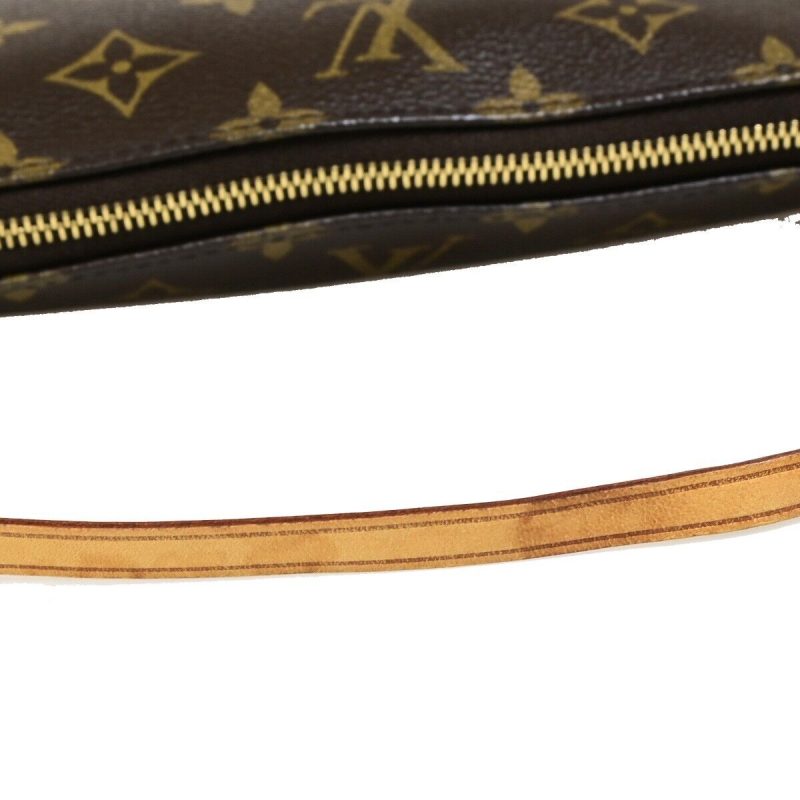 Louis Vuitton Pochette Accessoires  Canvas Clutch Bag - Barde - Image 5