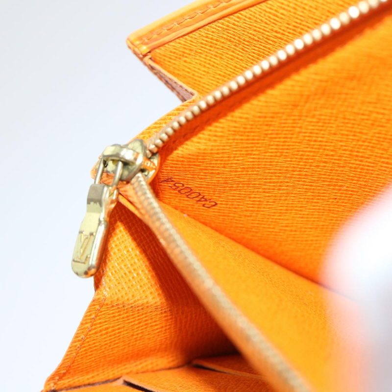 Louis Vuitton Porte Monnaie Cit  Leather Wallet - Barde - Image 6