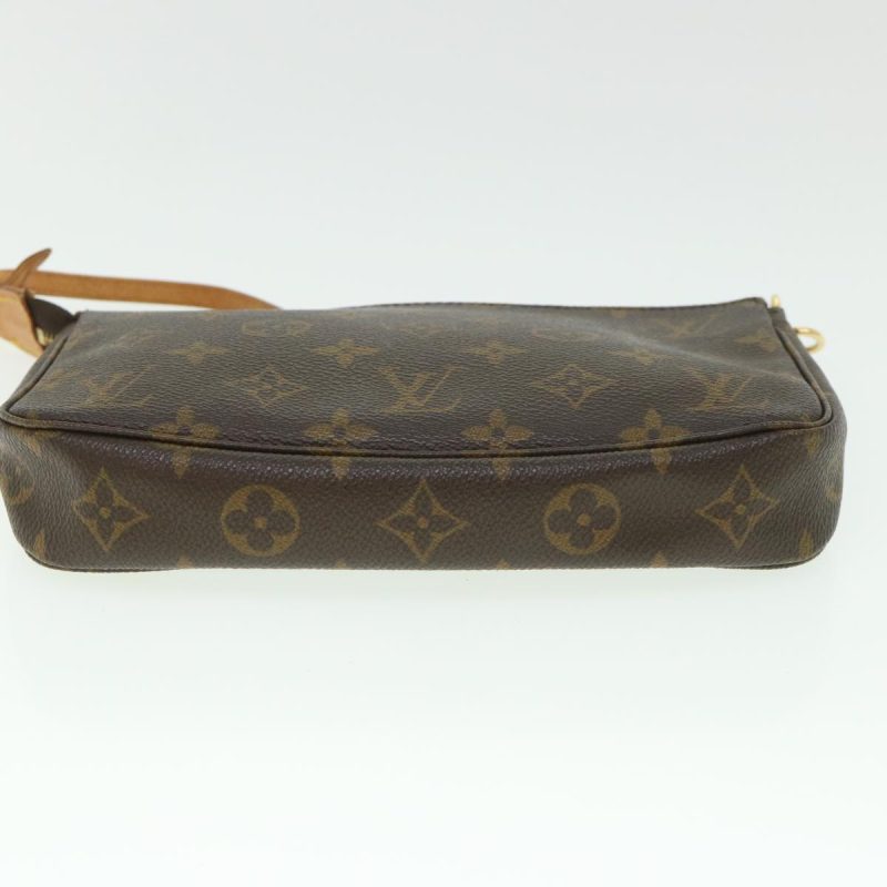 Louis Vuitton Pochette Accessoires  Canvas Clutch Bag - Barde - Image 3