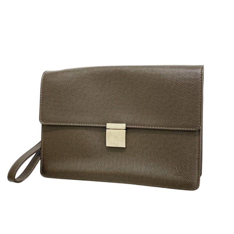 Louis Vuitton Selenga  Leather Clutch Bag - Barde