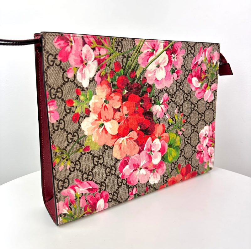 Gucci GG Supreme Monogram Blooms Large Cosmetic Case Beige Multicolor - Barde - Image 2