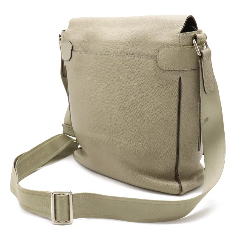Louis Vuitton Taiga Leather Milo Messenger Bag M32633 - Barde - Image 2