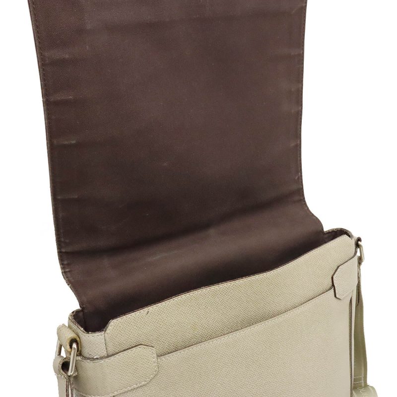 Louis Vuitton Taiga Leather Milo Messenger Bag M32633 - Barde - Image 5