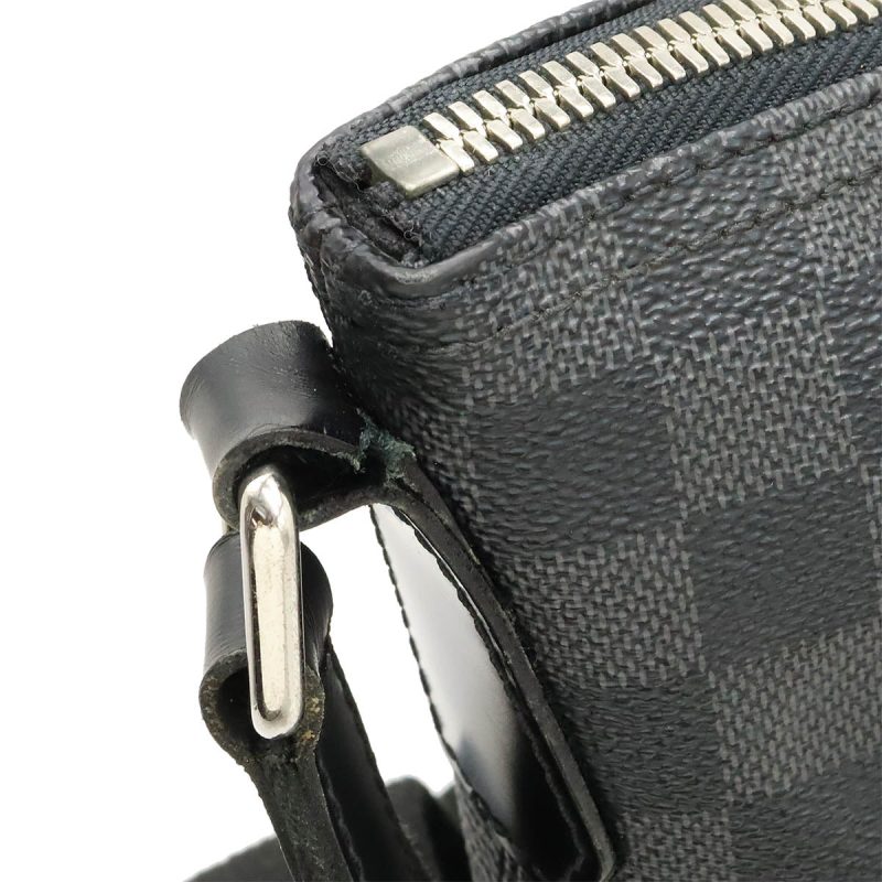 Louis Vuitton Damier Graphite Mick GM Messenger Bag - Barde - Image 8