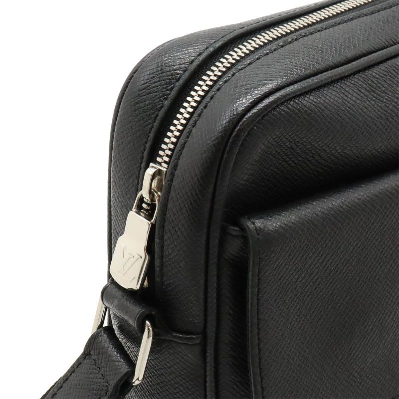 Louis Vuitton Taiga Alex Messenger Bag M30260 - Barde - Image 6