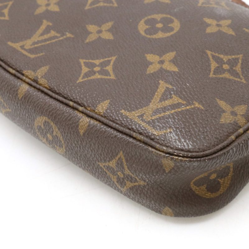 Louis Vuitton Monogram Pochette Accessoire Handbag - Barde - Image 3