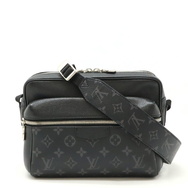 Louis Vuitton Taigarama Monogram Eclipse Outdoor Messenger Bag M30233 - Barde
