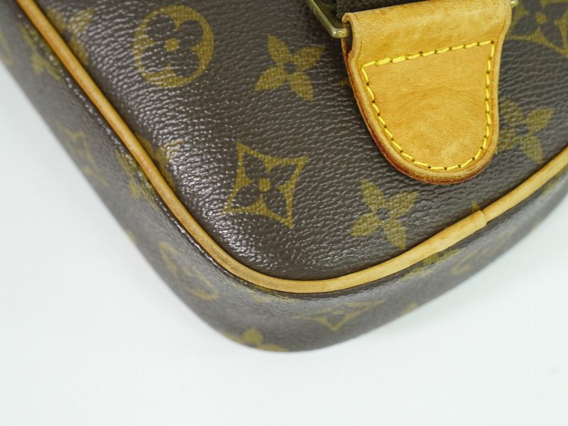Louis Vuitton Pochette Gange  Canvas Clutch Bag - Barde - Image 6