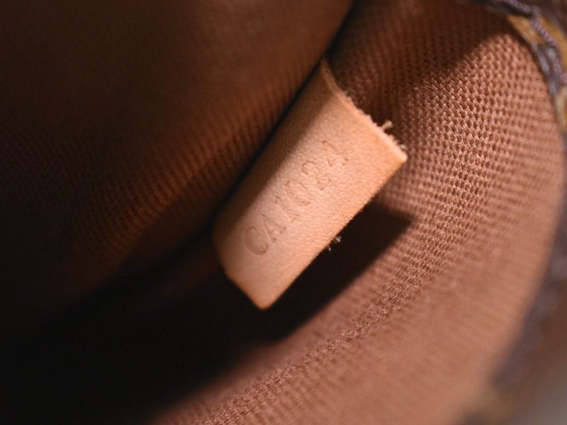 Louis Vuitton Pochette Gange  Canvas Shoulder Bag - Barde - Image 6