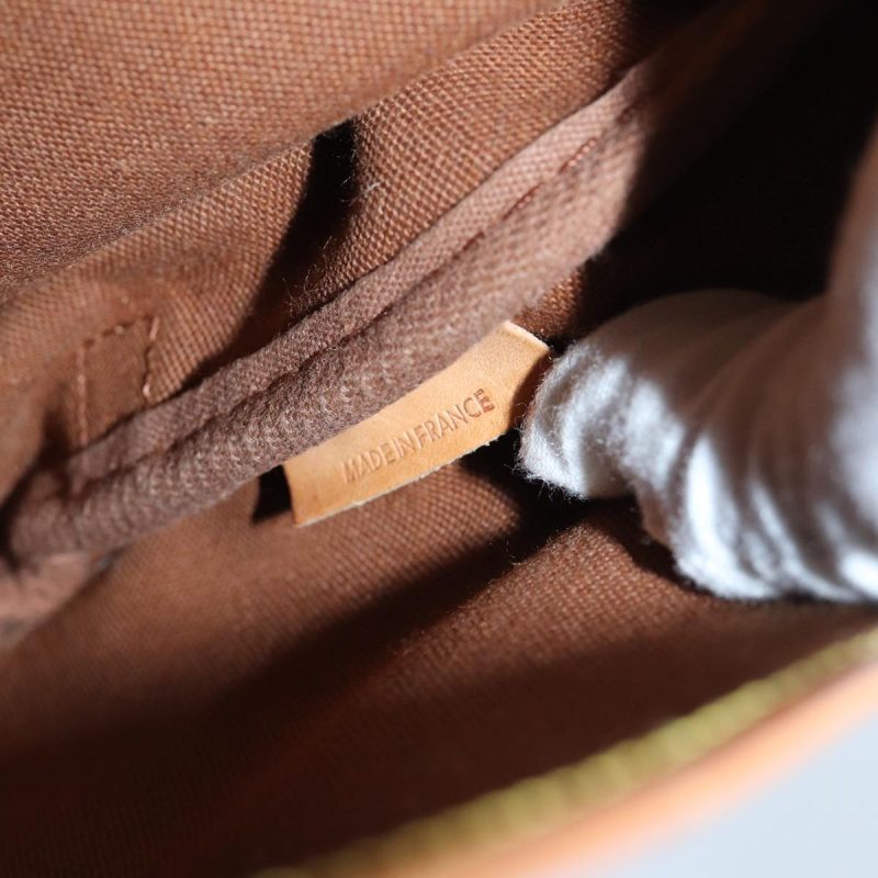Louis Vuitton Saumur  Canvas Shoulder Bag - Barde - Image 6