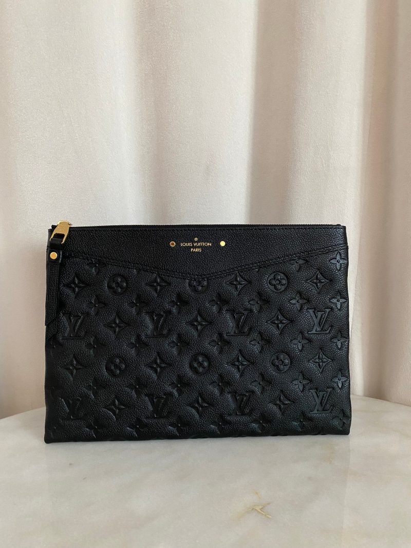 Louis Vuitton Black Monogram Empreinte Daily Pouch - Barde