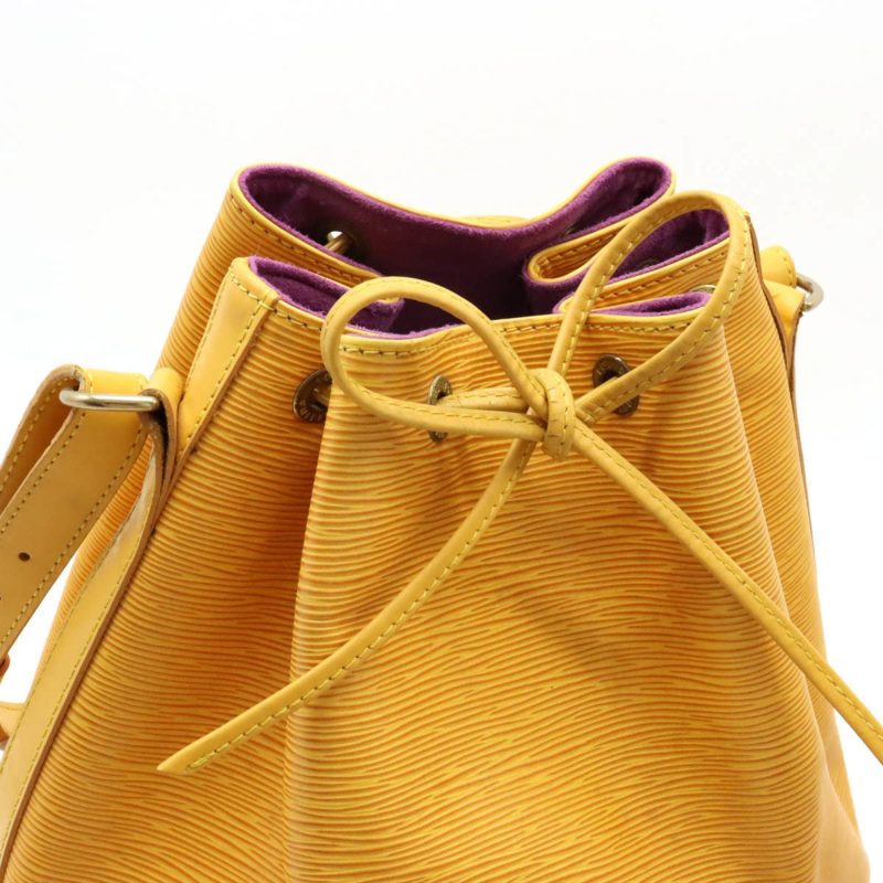 Louis Vuitton Noe  Leather Shoulder Bag - Barde - Image 6