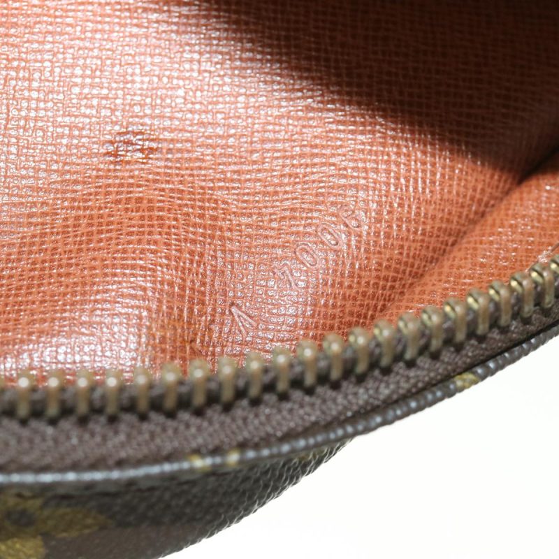 Louis Vuitton Sirius  Canvas Travel Bag - Barde - Image 6