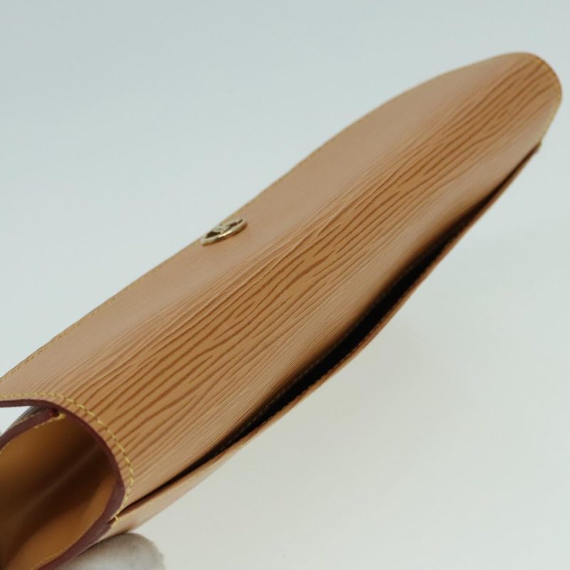 Louis Vuitton Montaigne  Leather Clutch Bag - Barde - Image 5