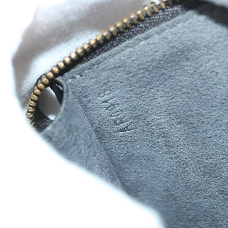 Louis Vuitton Pochette Accessoire  Leather Handbag - Barde - Image 6