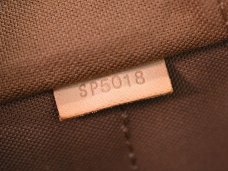Louis Vuitton Montsouris  Canvas Shoulder Bag - Barde - Image 6