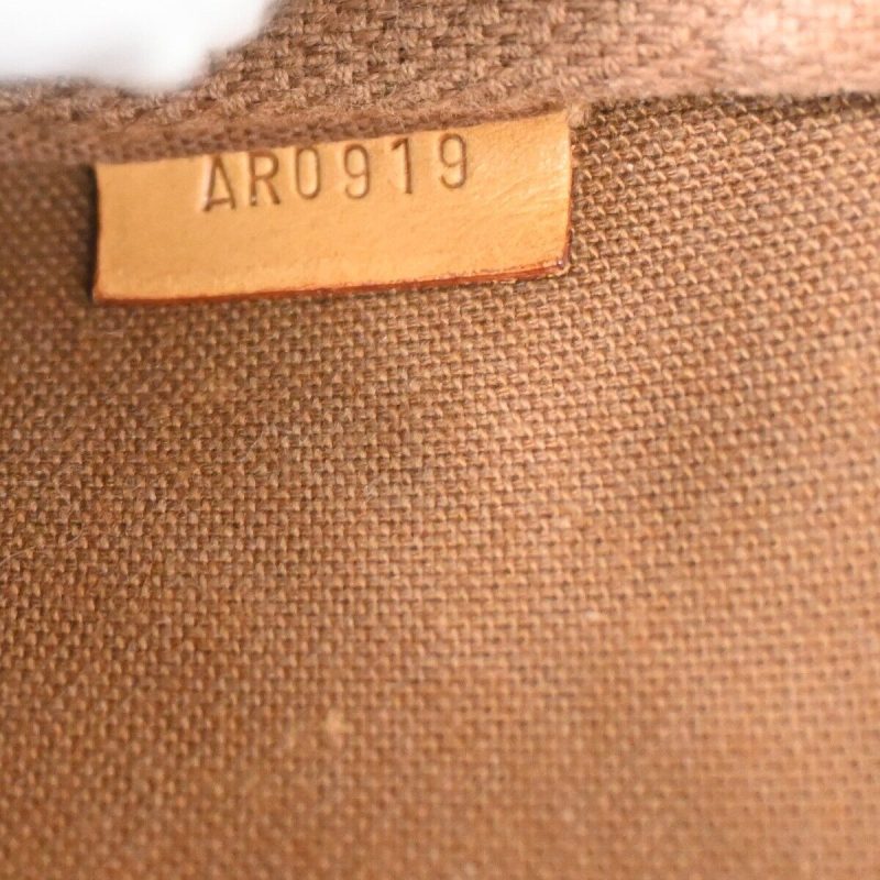 Louis Vuitton Pochette Accessoires  Canvas Clutch Bag - Barde - Image 6