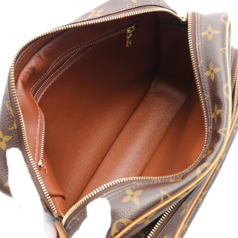 Louis Vuitton Nile Shoulder Bag Monogram M45244 - Barde - Image 3