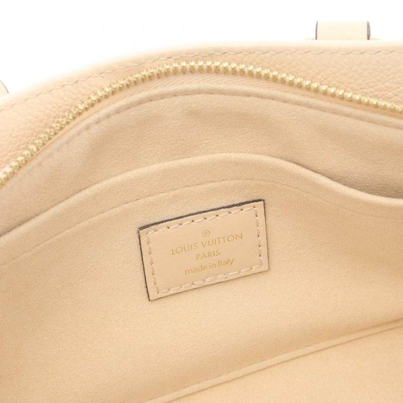 Louis Vuitton OnTheGo EW Monogram Leather Handbag - Barde - Image 4