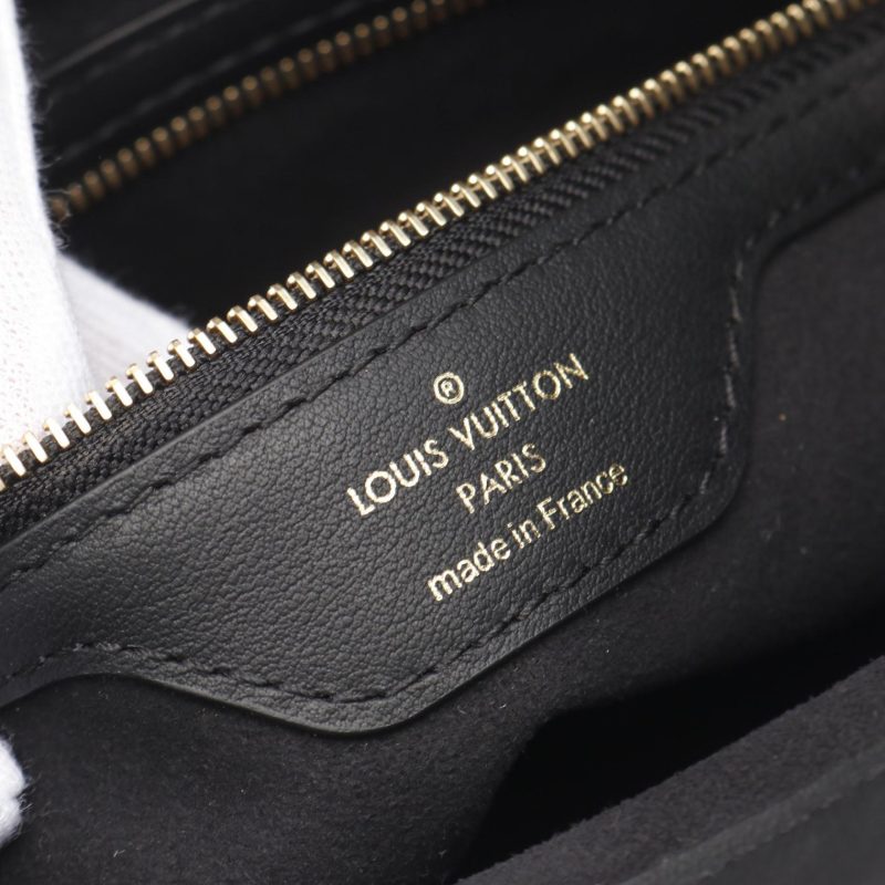 Louis Vuitton Monogram Reverse Shoulder Bag M46659 - Barde - Image 4