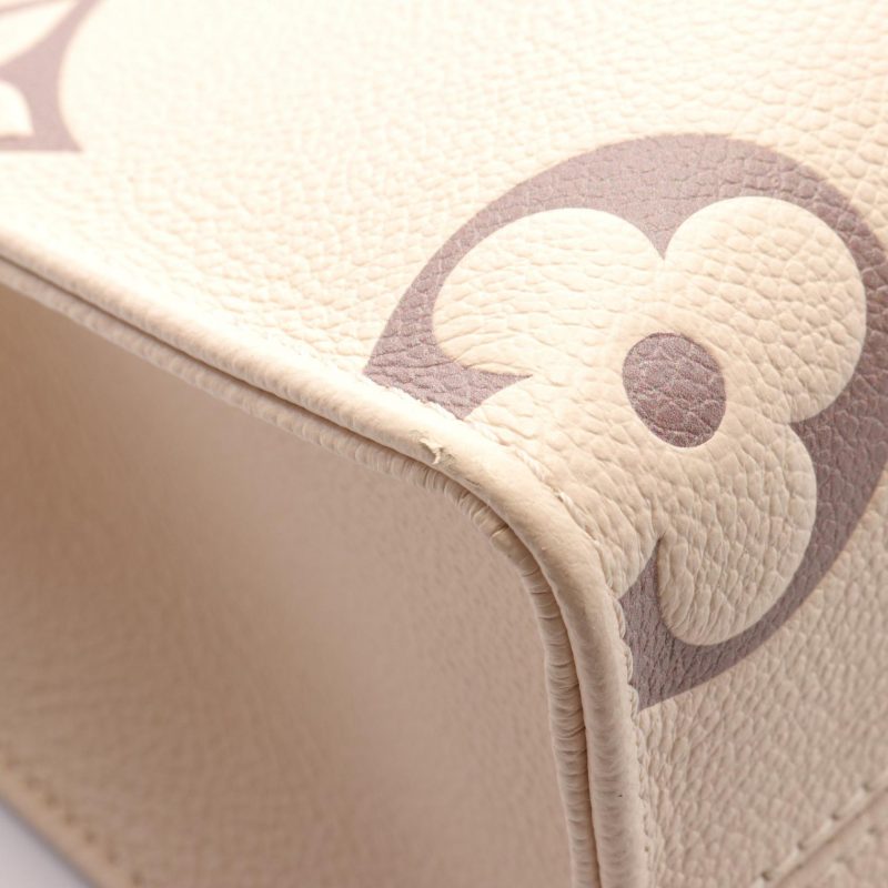 Louis Vuitton OnTheGo PM Bicolor Monogram Handbag - Barde - Image 6