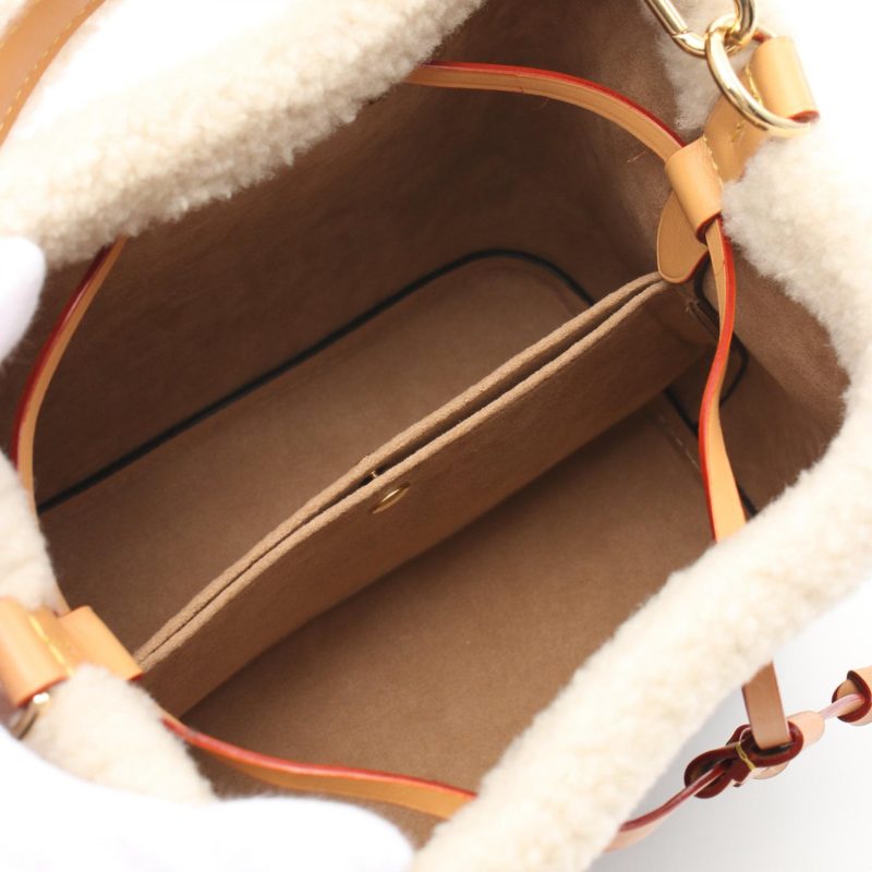 Louis Vuitton NeoNoe BB Monogram Handbag M46319 - Barde - Image 3