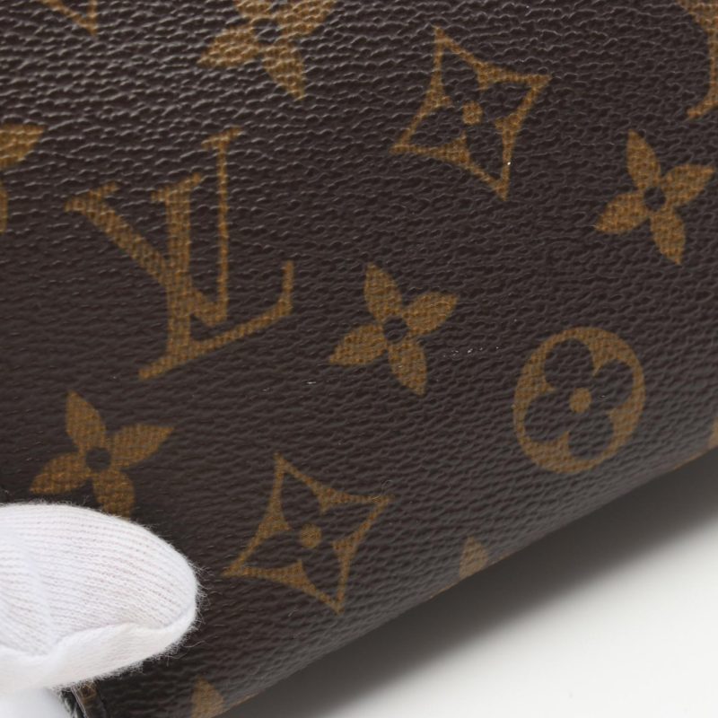 Louis Vuitton Monogram Pouch Toiletry Bag M47546 - Barde - Image 9