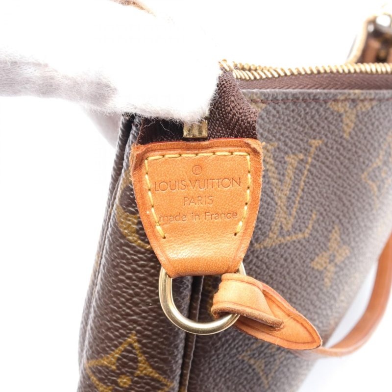 Louis Vuitton Monogram Pochette Accessoires Handbag - Barde - Image 4
