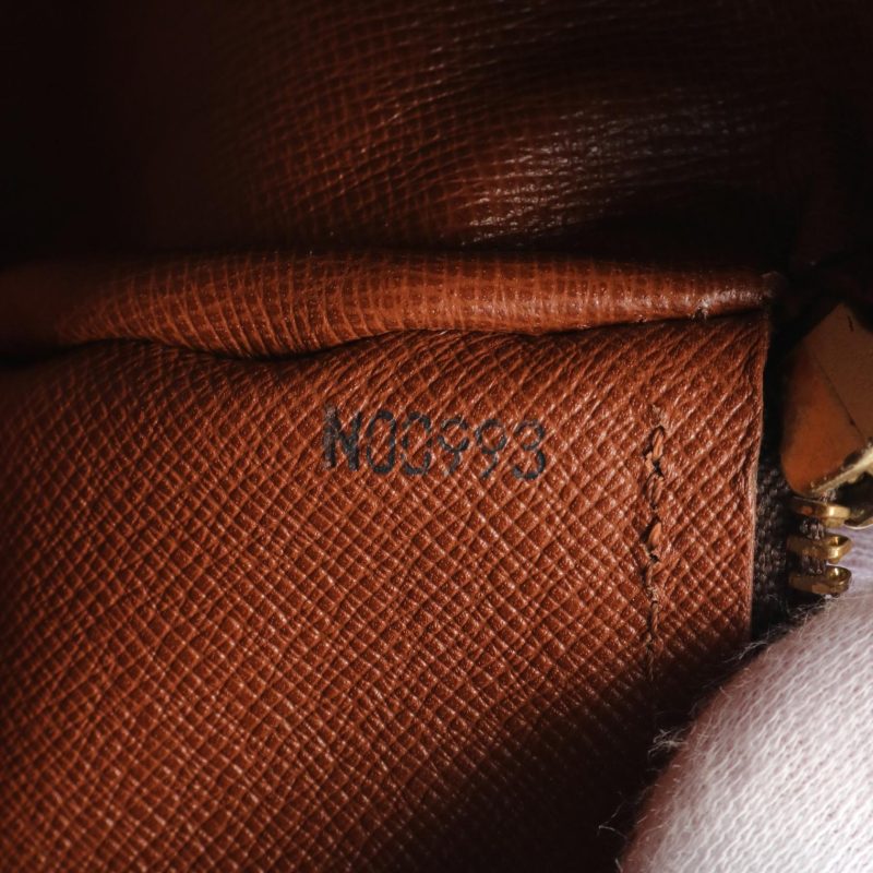 Louis Vuitton Papillon 26 Handbag Monogram Brown - Barde - Image 5