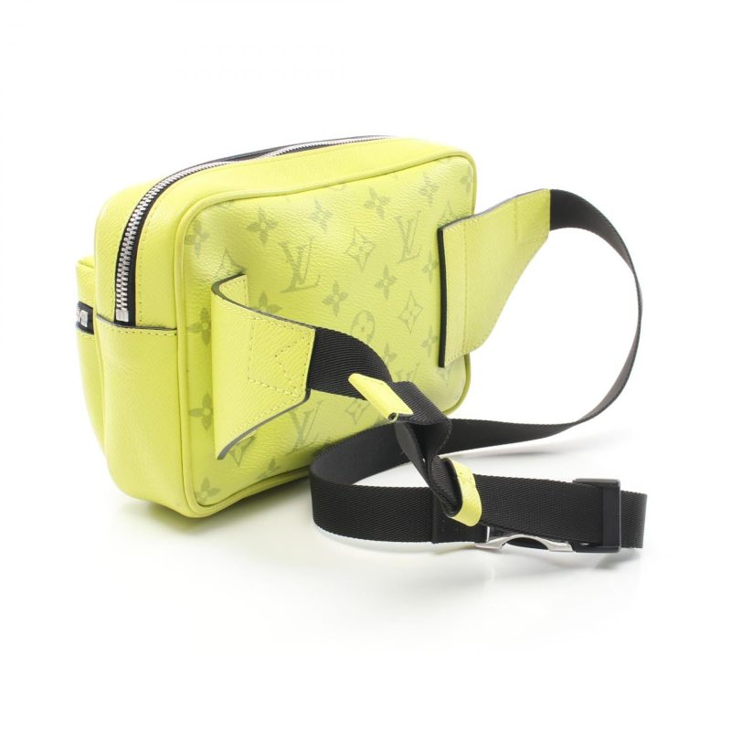 Louis Vuitton Outdoor Bumbag Taigarama Waist Bag - Barde - Image 2