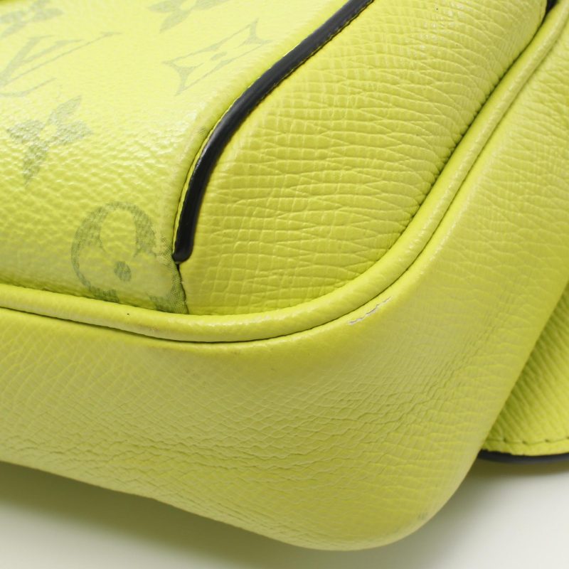 Louis Vuitton Outdoor Bumbag Taigarama Waist Bag - Barde - Image 6