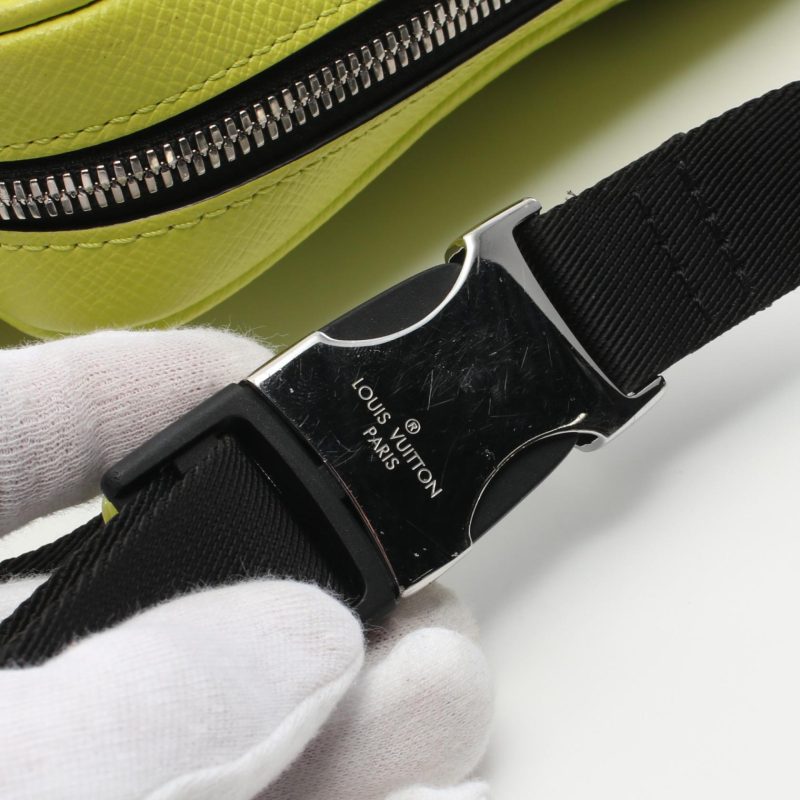 Louis Vuitton Outdoor Bumbag Taigarama Waist Bag - Barde - Image 8