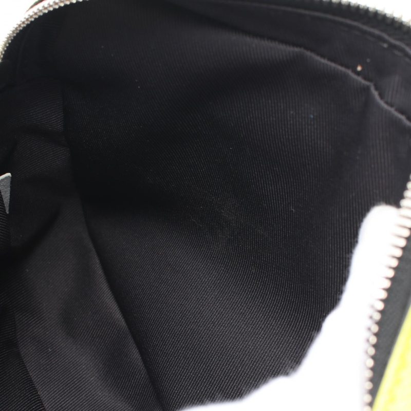 Louis Vuitton Outdoor Bumbag Taigarama Waist Bag - Barde - Image 9