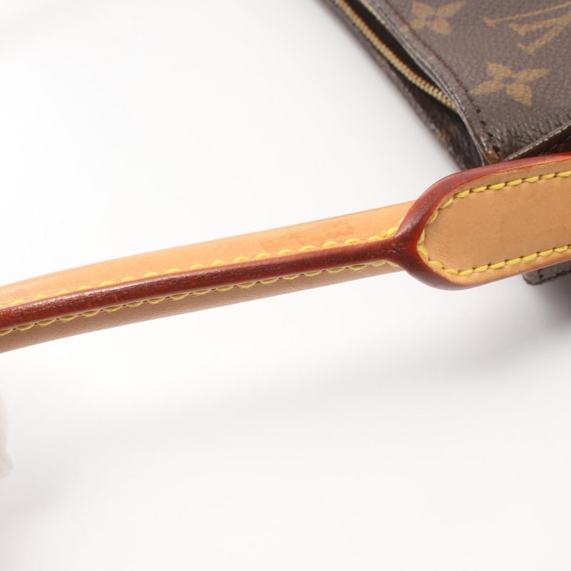 Louis Vuitton Looping MM Monogram Shoulder Bag - Barde - Image 7