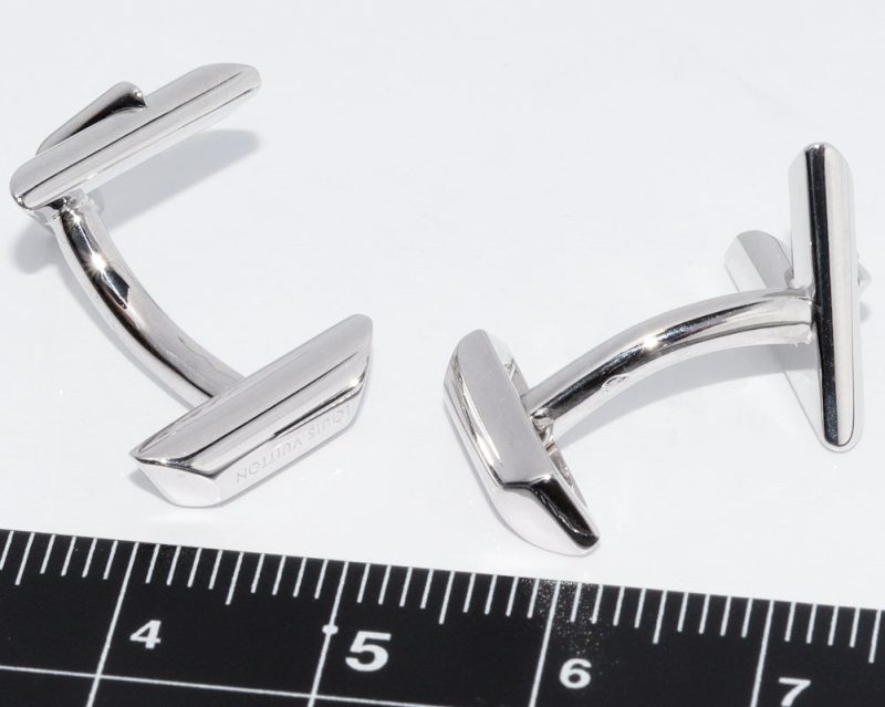 Louis Vuitton K18WG Diamond Cufflinks Q97163 - Barde - Image 4