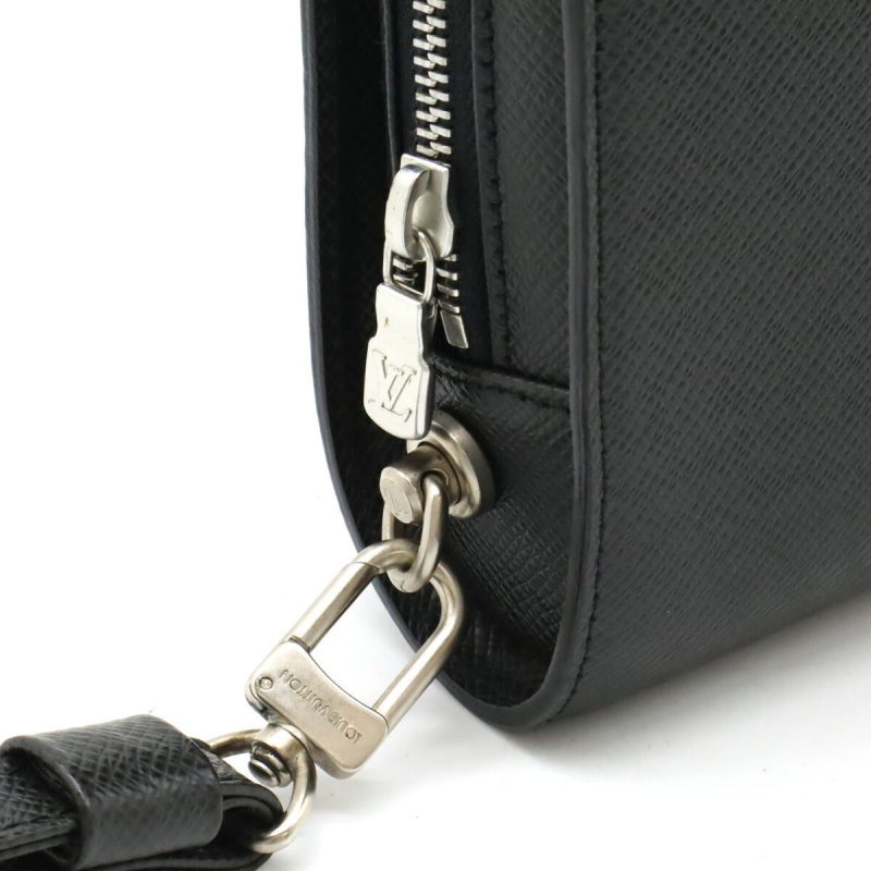 Louis Vuitton Taiga Baikal Clutch Bag M30182 - Barde - Image 6