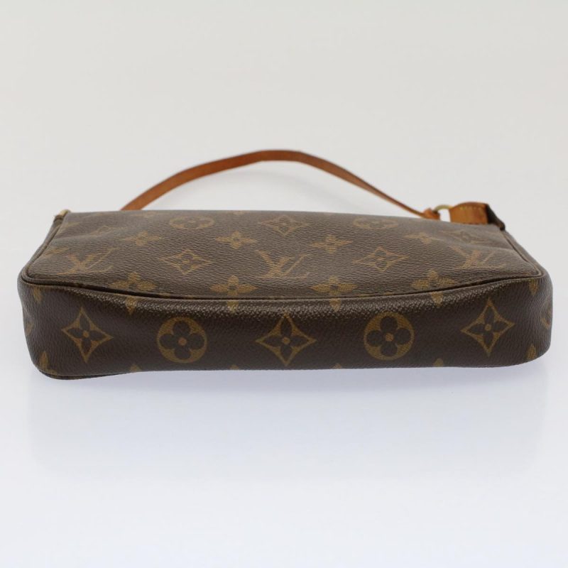 Louis Vuitton Pochette Accessoire  Canvas Clutch Bag - Barde - Image 3