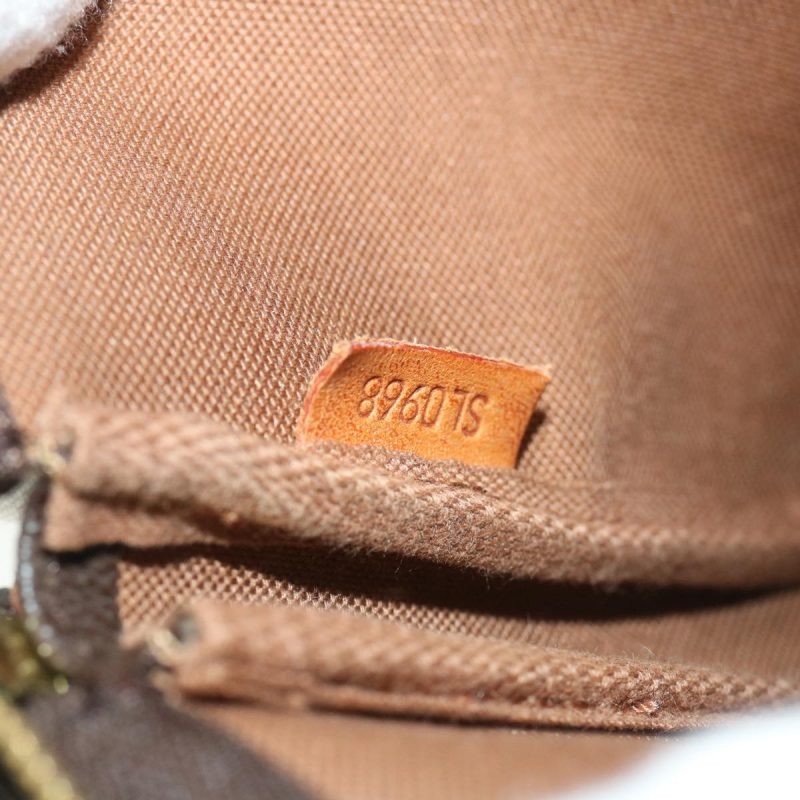 Louis Vuitton Pochette Accessoire  Canvas Clutch Bag - Barde - Image 6