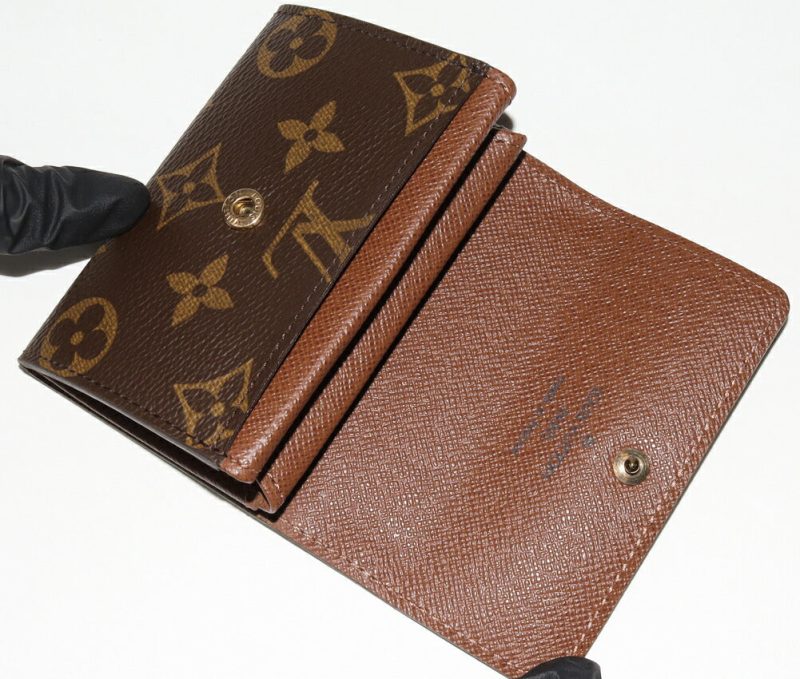 Louis Vuitton Monogram Coin Case N61930 - Barde - Image 3