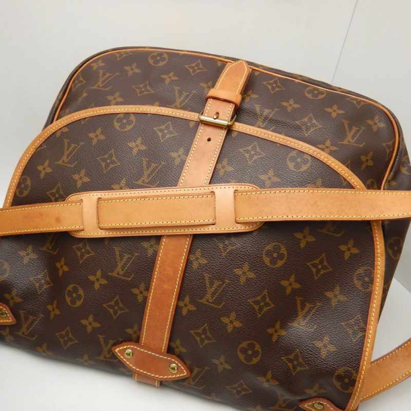 Louis Vuitton Monogram Saumur 35 Shoulder Bag - Barde - Image 5