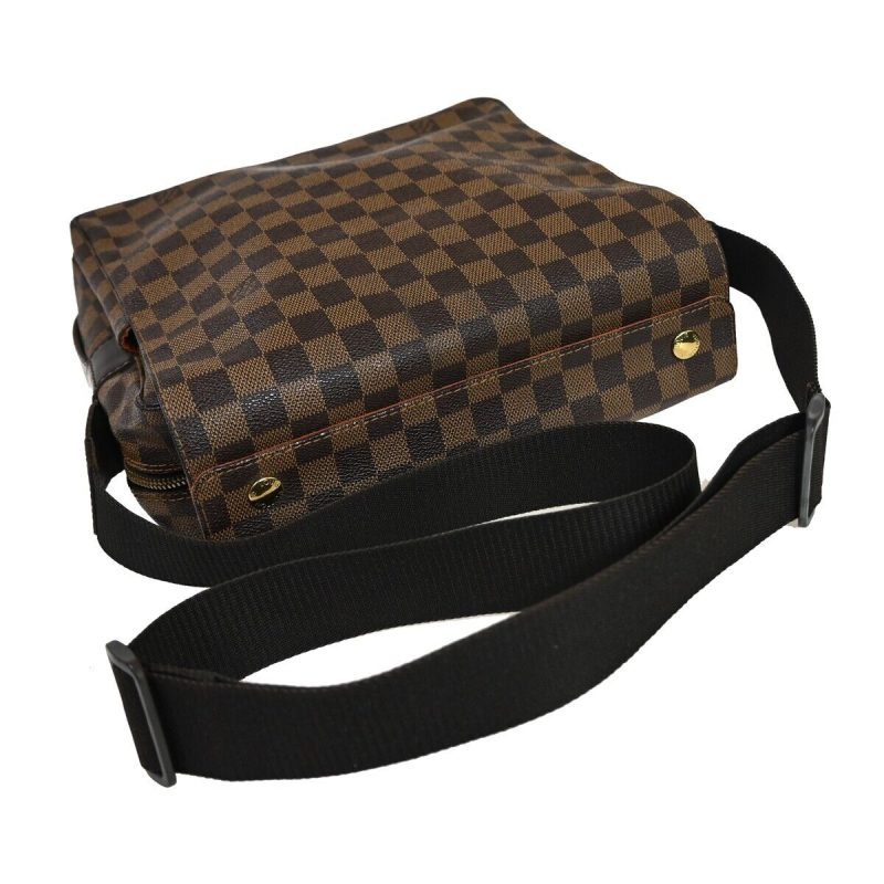 Louis Vuitton Naviglio  Canvas Shoulder Bag - Barde - Image 4