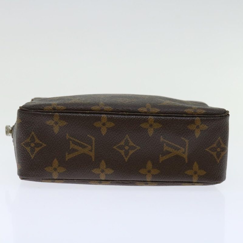 Louis Vuitton Trousse De Toilette 18  Canvas Clutch Bag - Barde - Image 3