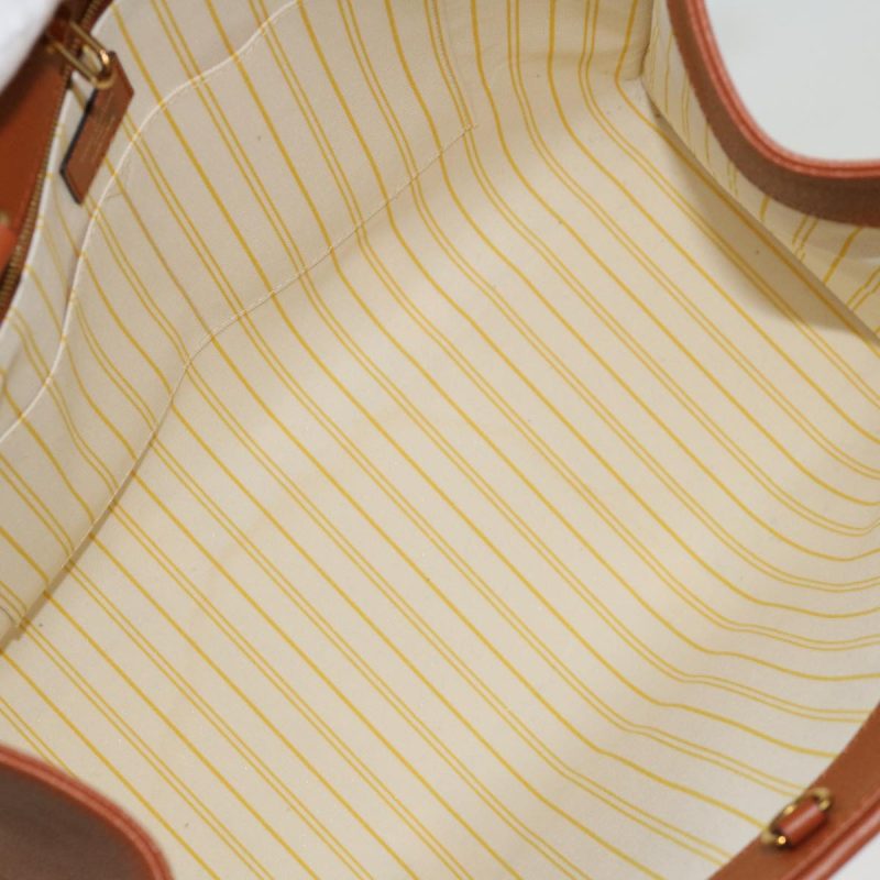 Louis Vuitton Onthego Gm  Synthetic Tote Bag - Barde - Image 5