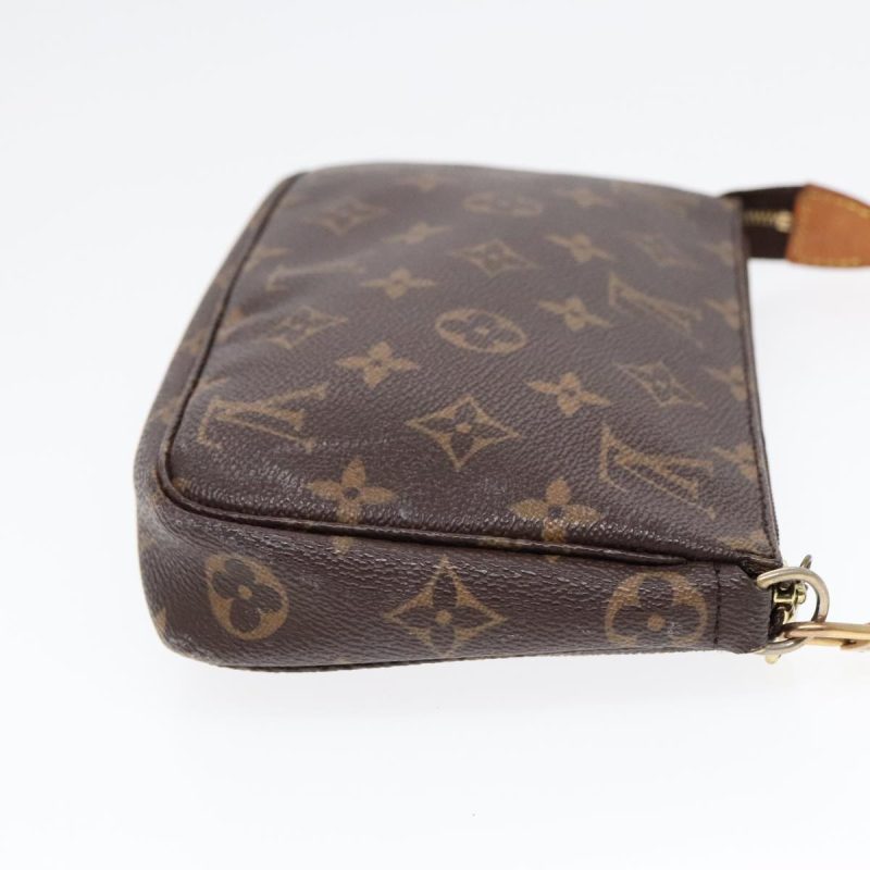 Louis Vuitton Pochette Accessoire  Canvas Clutch Bag - Barde - Image 4
